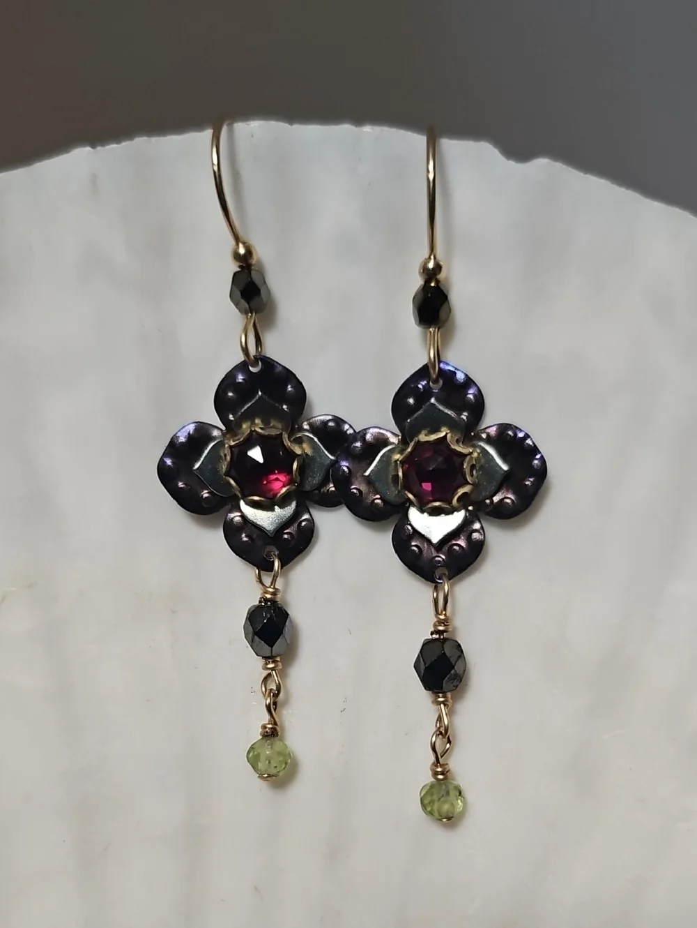Holly Yashi Niobium Garnet Crystal Dangle Earrings - Picture 2 of 8